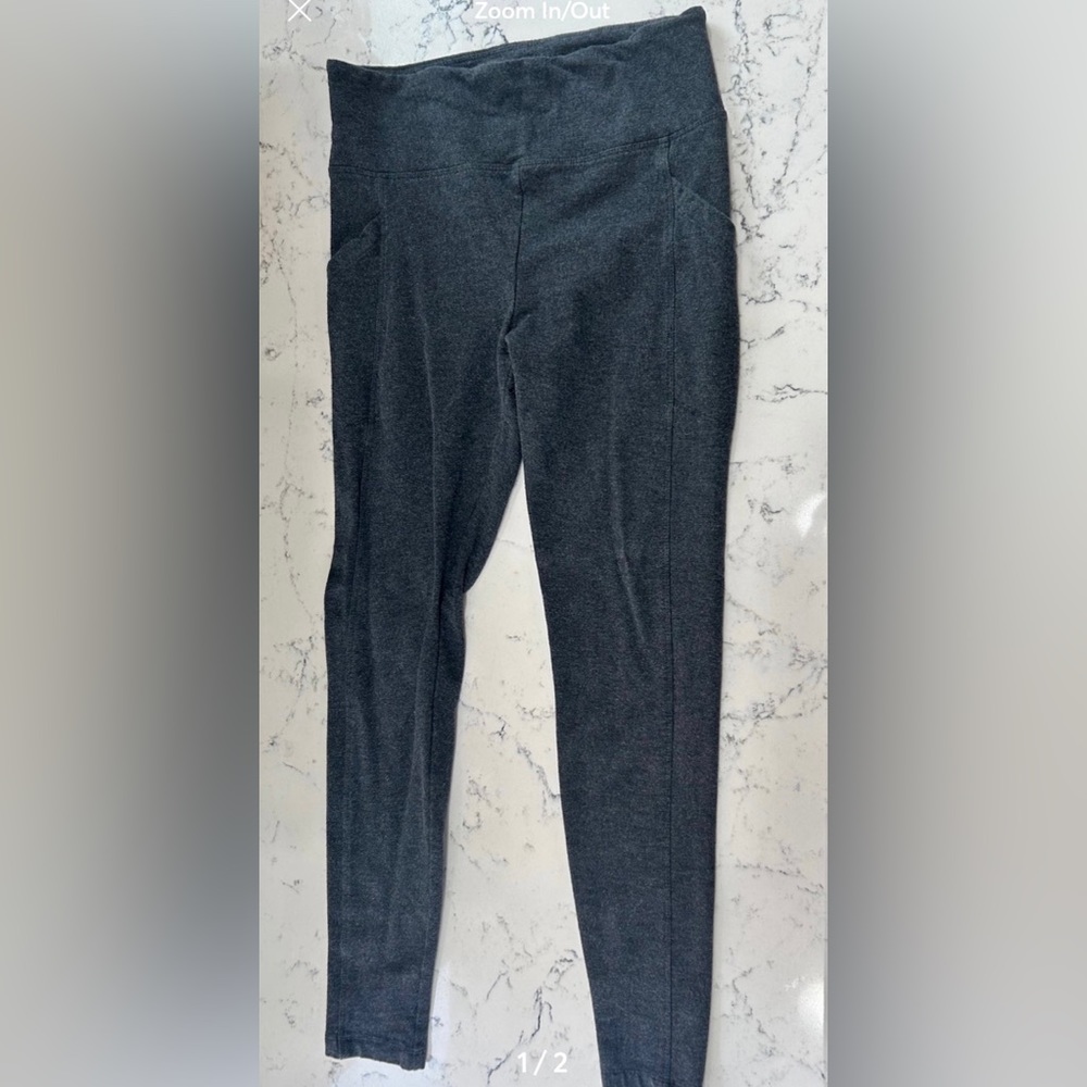 Size Medium Max & Mia Grey Leggings